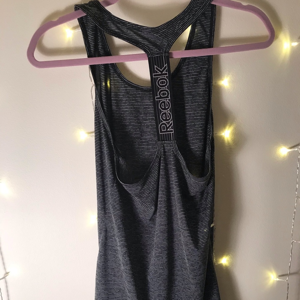 Reebok running tank. Size S.